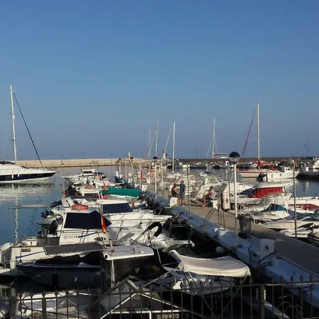 Gæstehus The Blue Estepona